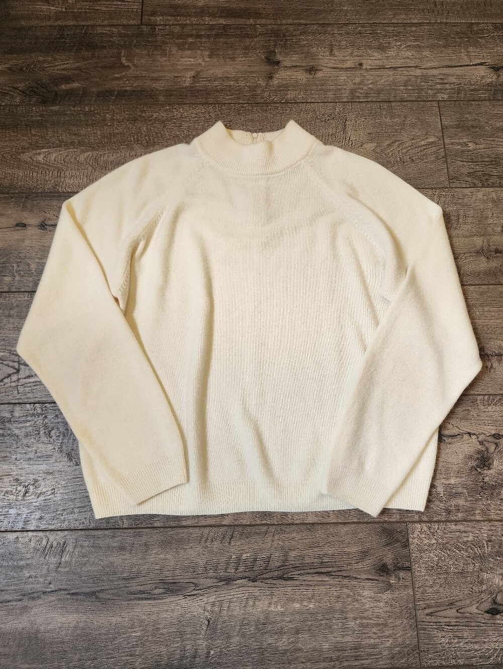 VTG Studio Works Women Sweater Size PL Long-Sleeve Mock Neckline Zip Back Cream
